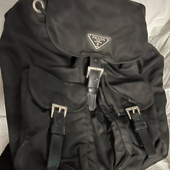 Vintage Prada Black Nylon Tessuto Backpack - Picture 4 of 8